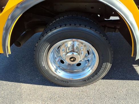 Used 2018 RAM 5500 Tradesman w/ Power & Remote Entry Group image 20