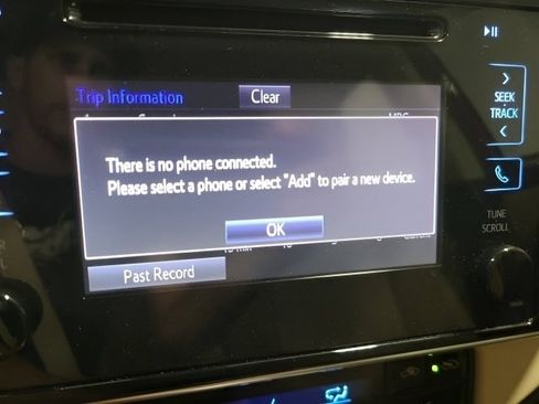 Used 2017 Toyota Corolla LE FWD image 31