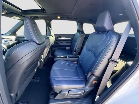 Used 2026 INFINITI QX60 Sport w/ Dark Cargo Package image 27