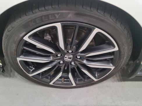 Used 2024 Honda Accord Touring image 44