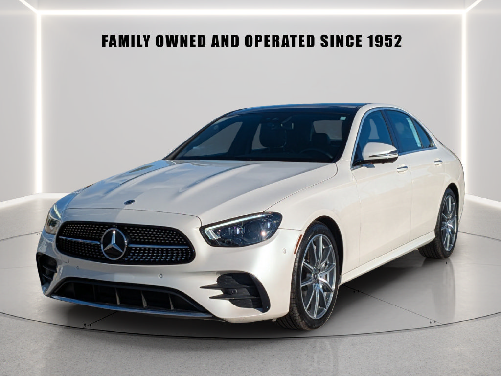 Used 2022 Mercedes-Benz E 350 Sedan w/ Exterior Lighting Package image 2