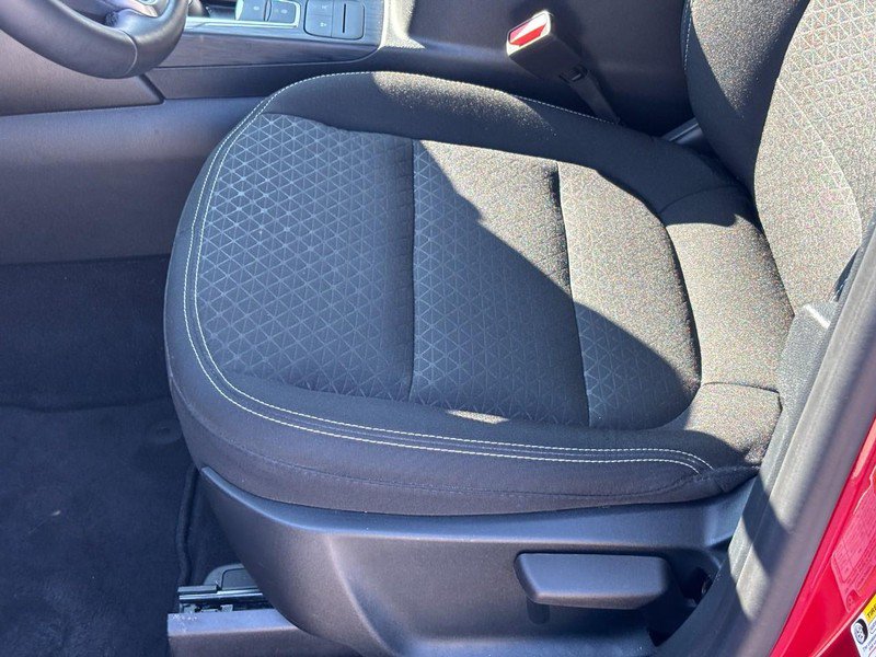 Used 2025 Ford Escape Active w/ Cold Weather Package FWD image 17