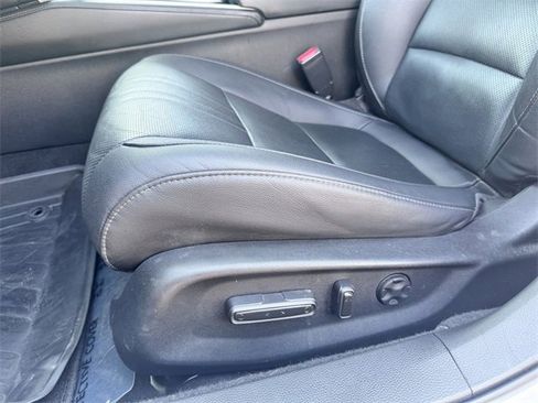 Used 2019 Honda Accord EX-L image 19