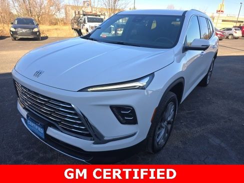 Certified 2025 Buick Enclave Preferred image 1