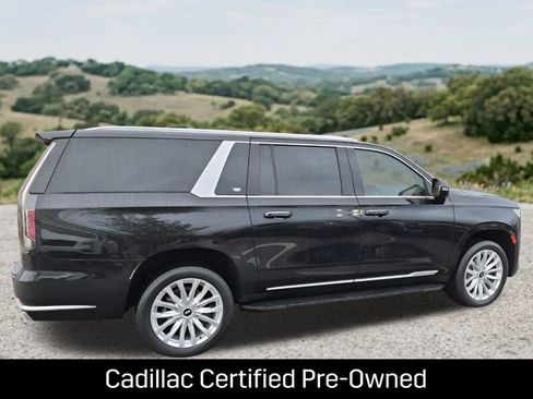 Certified 2023 Cadillac Escalade ESV Luxury RWD image 12