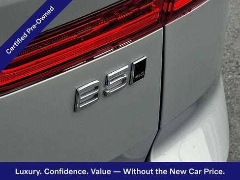 Certified 2023 Volvo XC60 B5 Ultimate w/ Climate Package AWD/4WD image 31