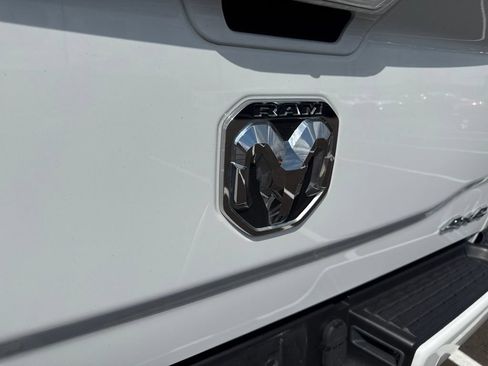 Certified 2023 RAM 2500 Laramie AWD/4WD image 31