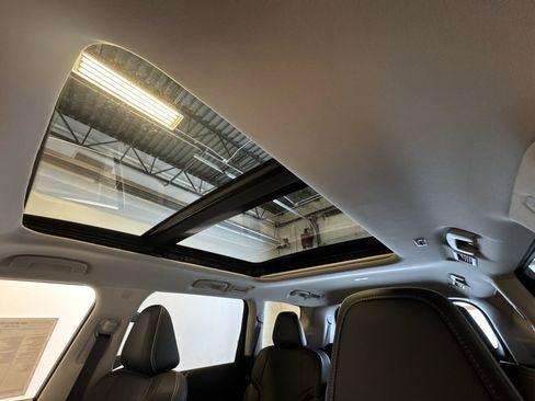 New 2026 INFINITI QX80 Luxe w/ Cargo Package image 22