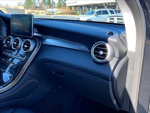 Used 2016 Mercedes-Benz GLC 300 image 18