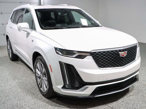 Used 2023 Cadillac XT6 Premium Luxury AWD/4WD image 5