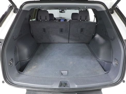 Used 2020 Chevrolet Blazer LT FWD image 28