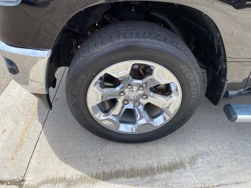 Used 2022 RAM 1500 Big Horn AWD/4WD image 10