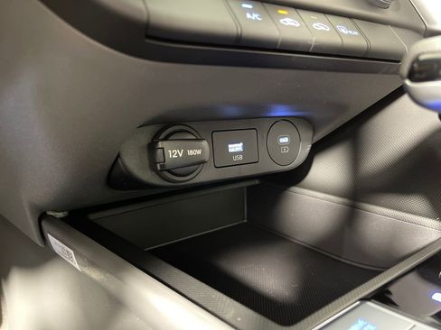 New 2026 Hyundai Elantra SE w/ Cargo Package FWD image 32