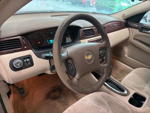 Used 2008 Chevrolet Impala LS FWD image 15