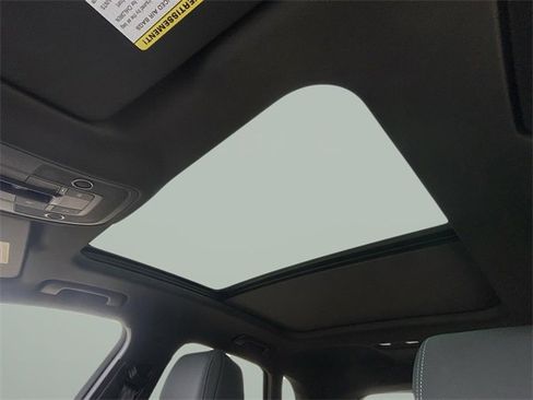 Used 2025 Audi Q3 2.0T Premium w/ Convenience Package image 23