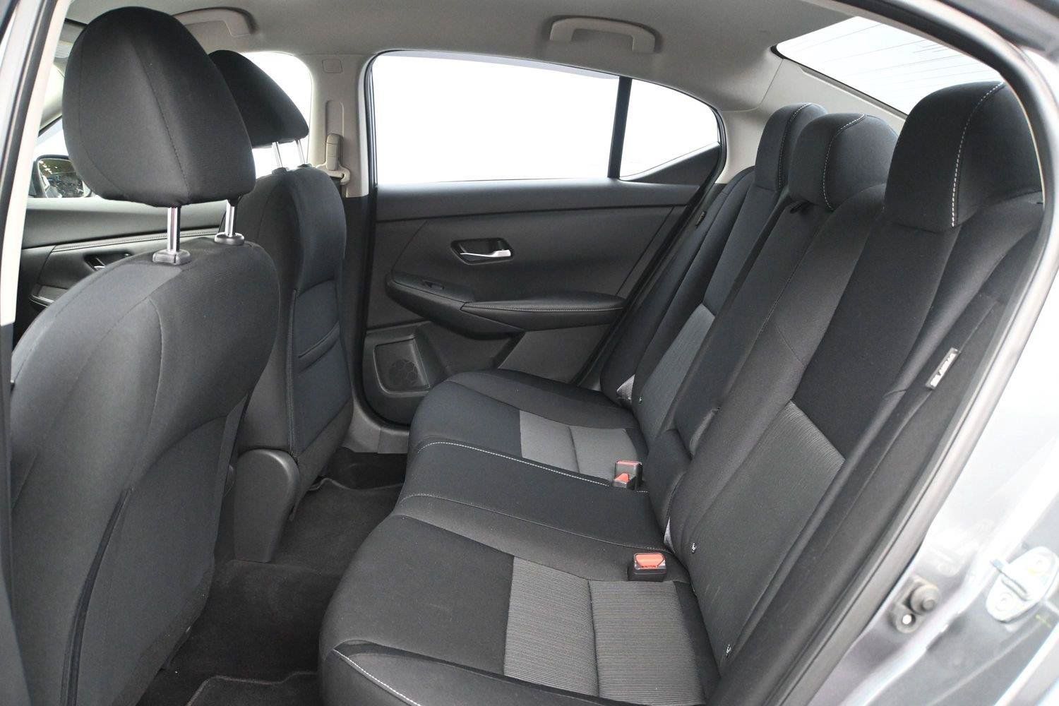 Used 2021 Nissan Sentra SV FWD image 8