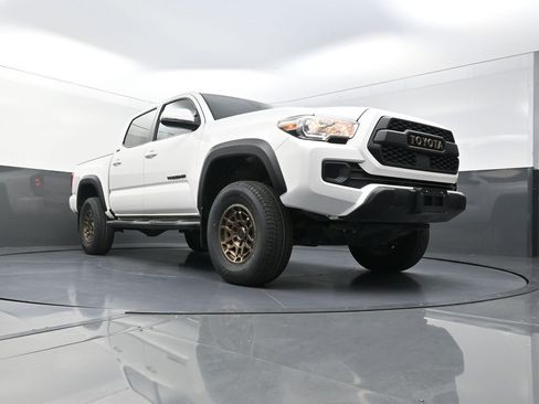 Used 2023 Toyota Tacoma 4x4 Double Cab w/ Trail Edition image 23