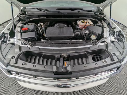 Used 2023 Chevrolet Suburban Premier image 80