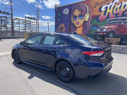 Certified 2020 Toyota Corolla LE w/ Protection Package image 3