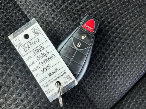 Used 2018 Dodge Grand Caravan SE FWD image 34