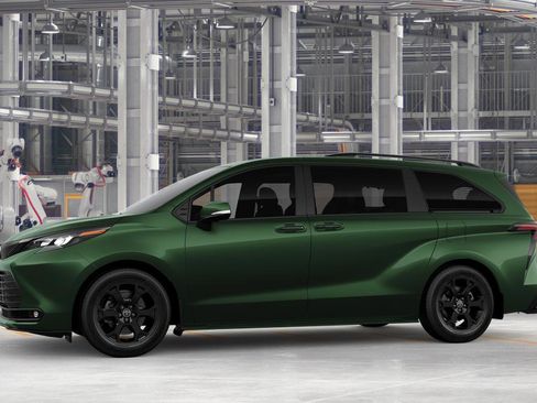 New 2026 Toyota Sienna XLE Woodland Edition image 3