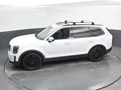 Used 2022 Kia Telluride EX w/ EX Premium Package image 29
