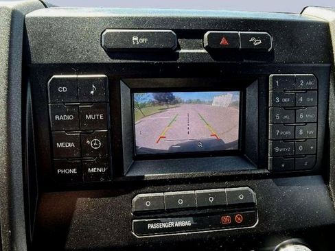 Used 2018 Ford F250 XL w/ Power Equipment Group image 11