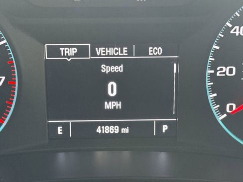 Used 2022 Chevrolet Malibu LT image 11