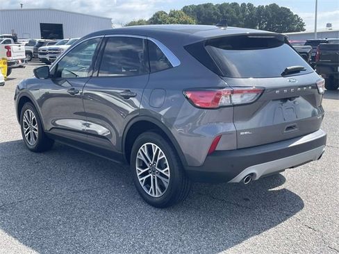 Used 2022 Ford Escape SEL image 6