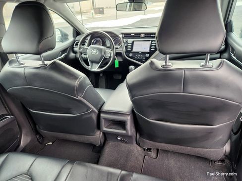 Used 2020 Toyota Camry SE image 43