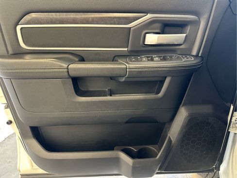 Used 2024 RAM 2500 Big Horn image 15