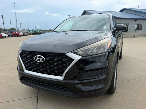 Used 2019 Hyundai Tucson Value AWD/4WD image 4