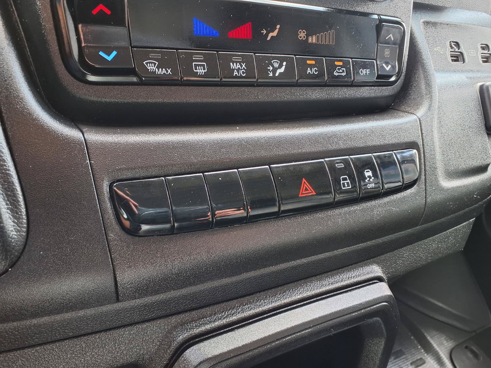 Used 2022 RAM ProMaster 3500 w/ Convenience Group FWD image 28