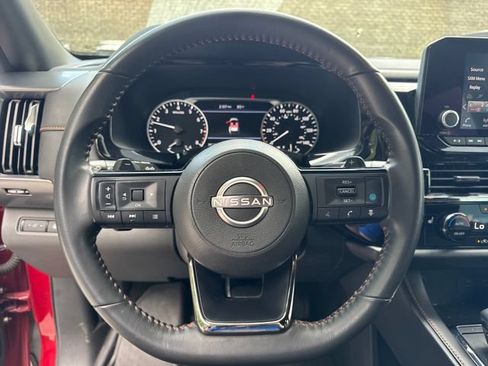 Used 2023 Nissan Pathfinder Rock Creek AWD/4WD image 19