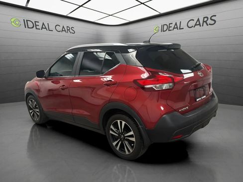 Used 2019 Nissan Kicks SV FWD image 7