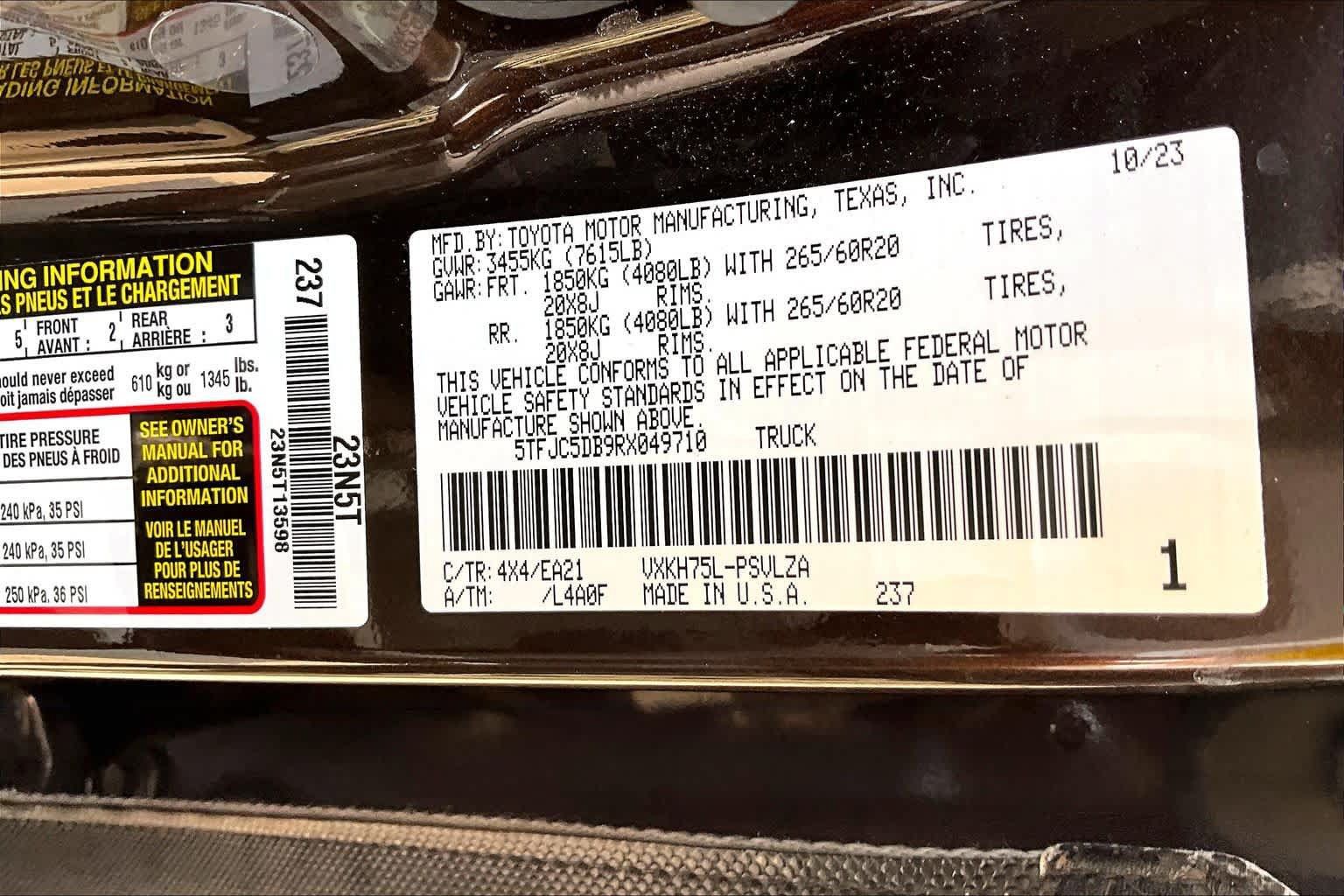 Used 2024 Toyota Tundra Limited AWD/4WD image 34