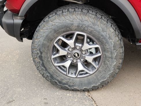Used 2025 Ford Bronco Badlands AWD/4WD image 7