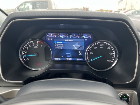 Certified 2022 Ford F150 XLT w/ Equipment Group 302A High image 15