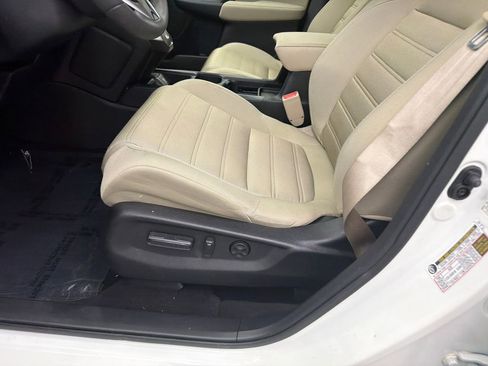 Used 2018 Honda CR-V EX image 10