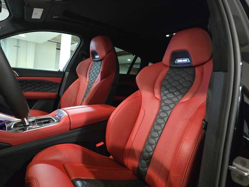 Used 2025 BMW X6 M Competition w/ Executive Package AWD/4WD image 21