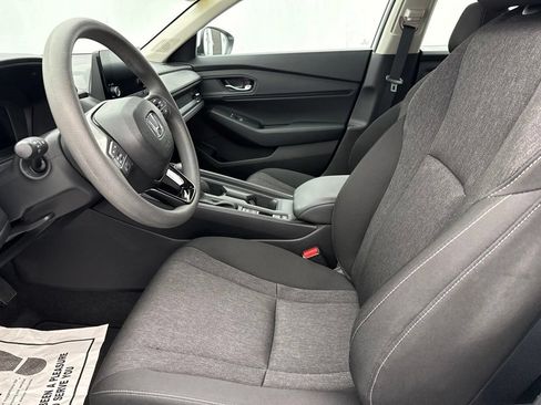 Used 2024 Honda Accord EX image 16