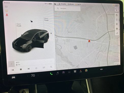 Used 2020 Tesla Model Y Long Range image 13