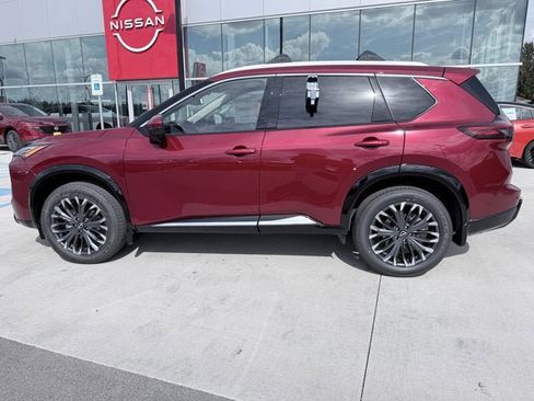 New 2026 Nissan Rogue Platinum AWD/4WD image 2