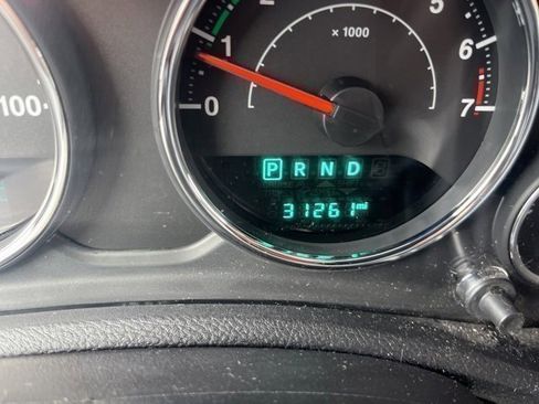 Used 2018 Jeep Wrangler Unlimited Sahara image 18