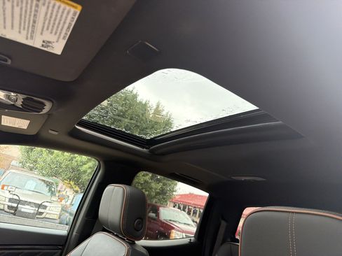 Used 2026 GMC Canyon AT4 w/ Technology Plus Package image 14