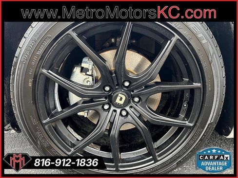 Used 2017 Ford Fusion SE FWD image 31