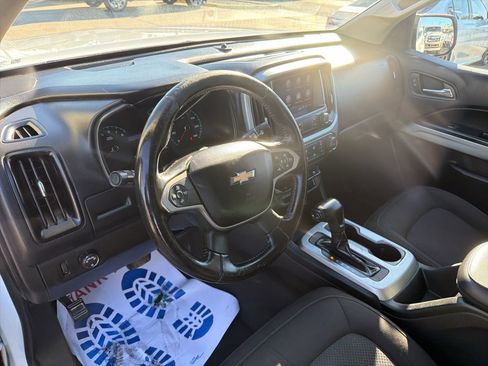 Used 2019 Chevrolet Colorado LT image 16