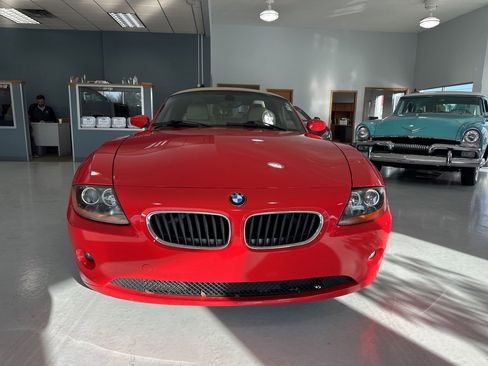 Used 2003 BMW Z4 2.5i image 2