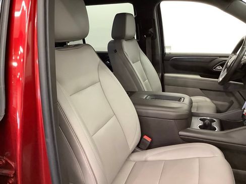 Used 2022 GMC Yukon SLT w/ SLT Luxury Package AWD/4WD image 38