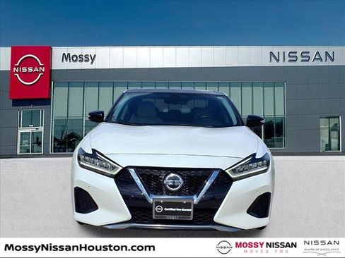 Certified 2020 Nissan Maxima 3.5 SL w/ Floor Mat Group image 2